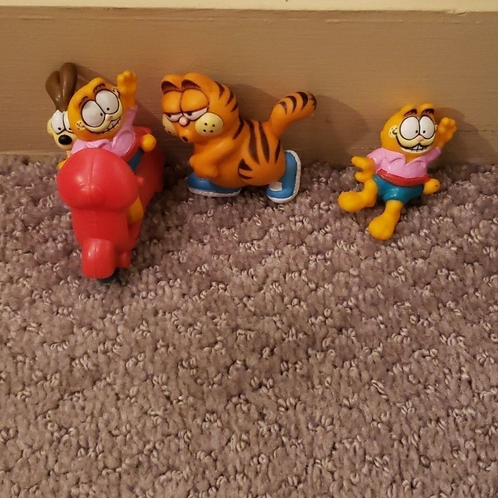 𝅺vintage Garfield Collectible 80s Toy